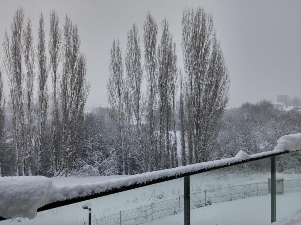 Aparthotel Jardines De Aristi Vitoria-Gasteiz Dış mekan fotoğraf